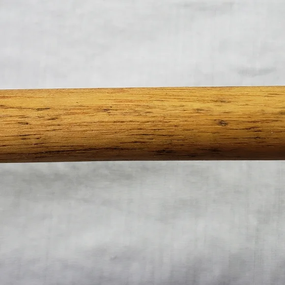 Long Vintage Wicker Towel Rack - Picture 3 of 10